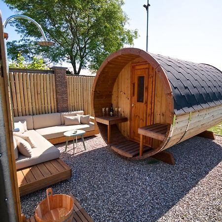 Het Pareltje Van Walsoorden Met Sauna -Extra Bijboeken- Exterior foto